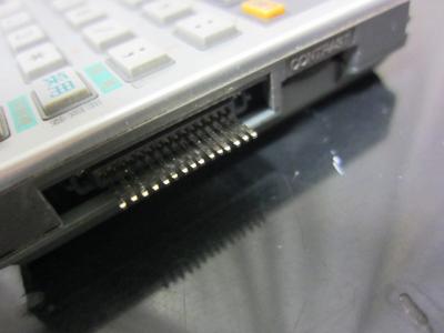PC-1360Kのコネクタにピンを差す