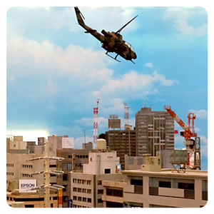 特撮博物館 ミニチュアで見る昭和平成の技・ジオラマブースのヘリと街並み